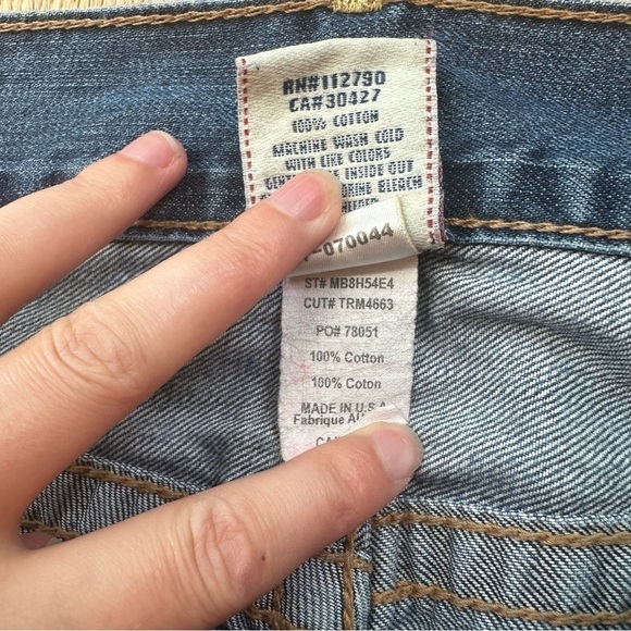 TRUE RELIGION  ZACH SLIM BLUE JEANS - 33 - Picture 13 of 16